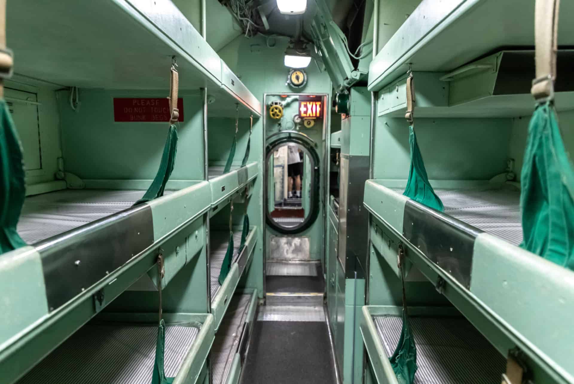 sous marin musee aeronautique ny