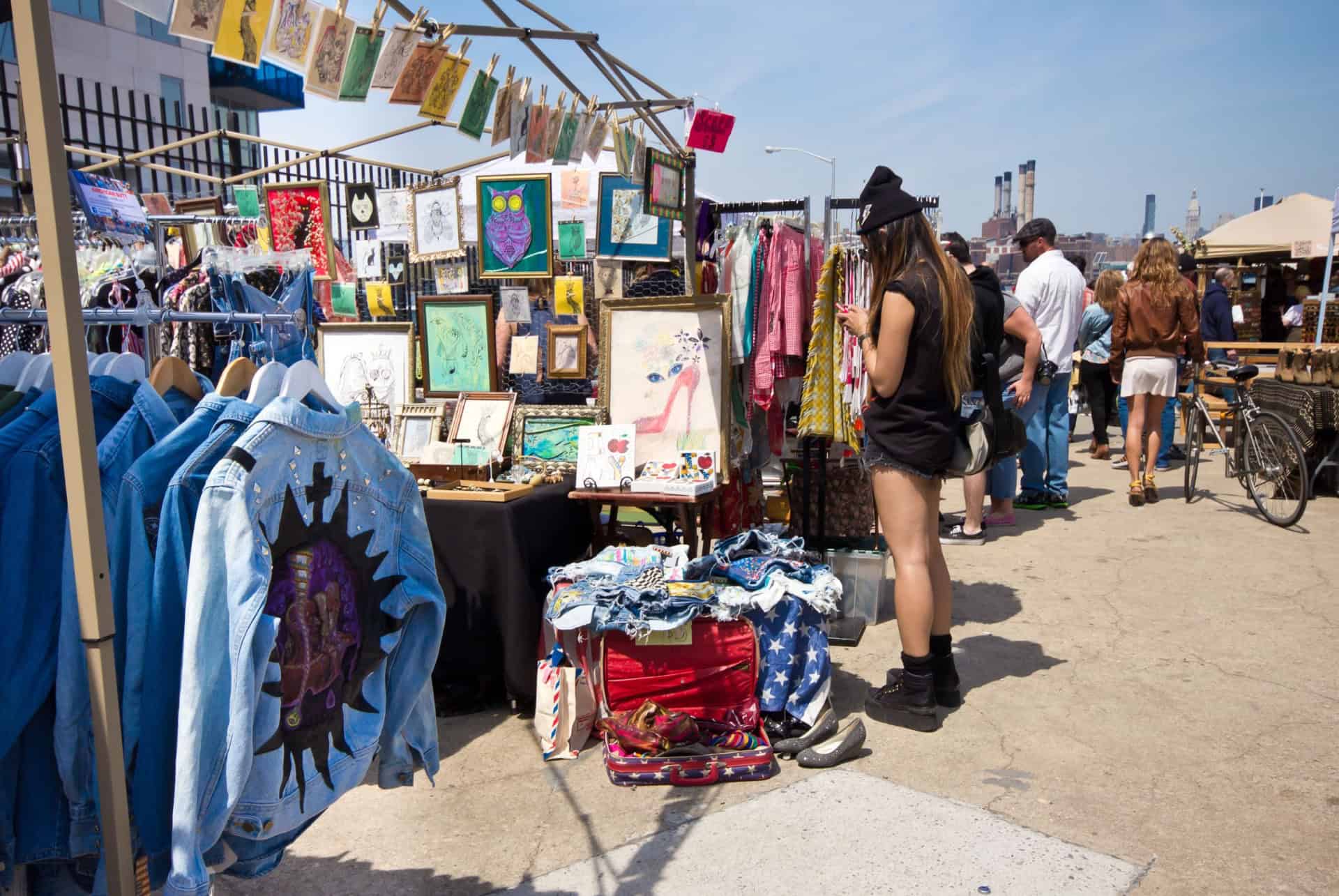 brooklyn flea market dumbo a new york