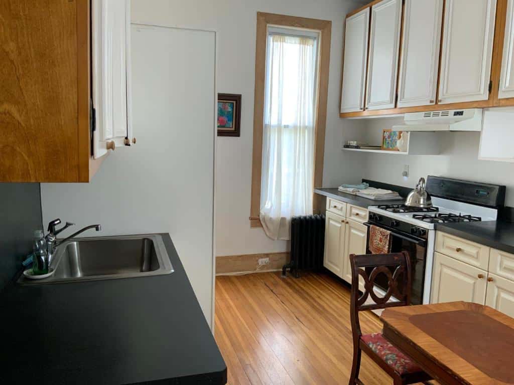 fort pi b&b and gallery