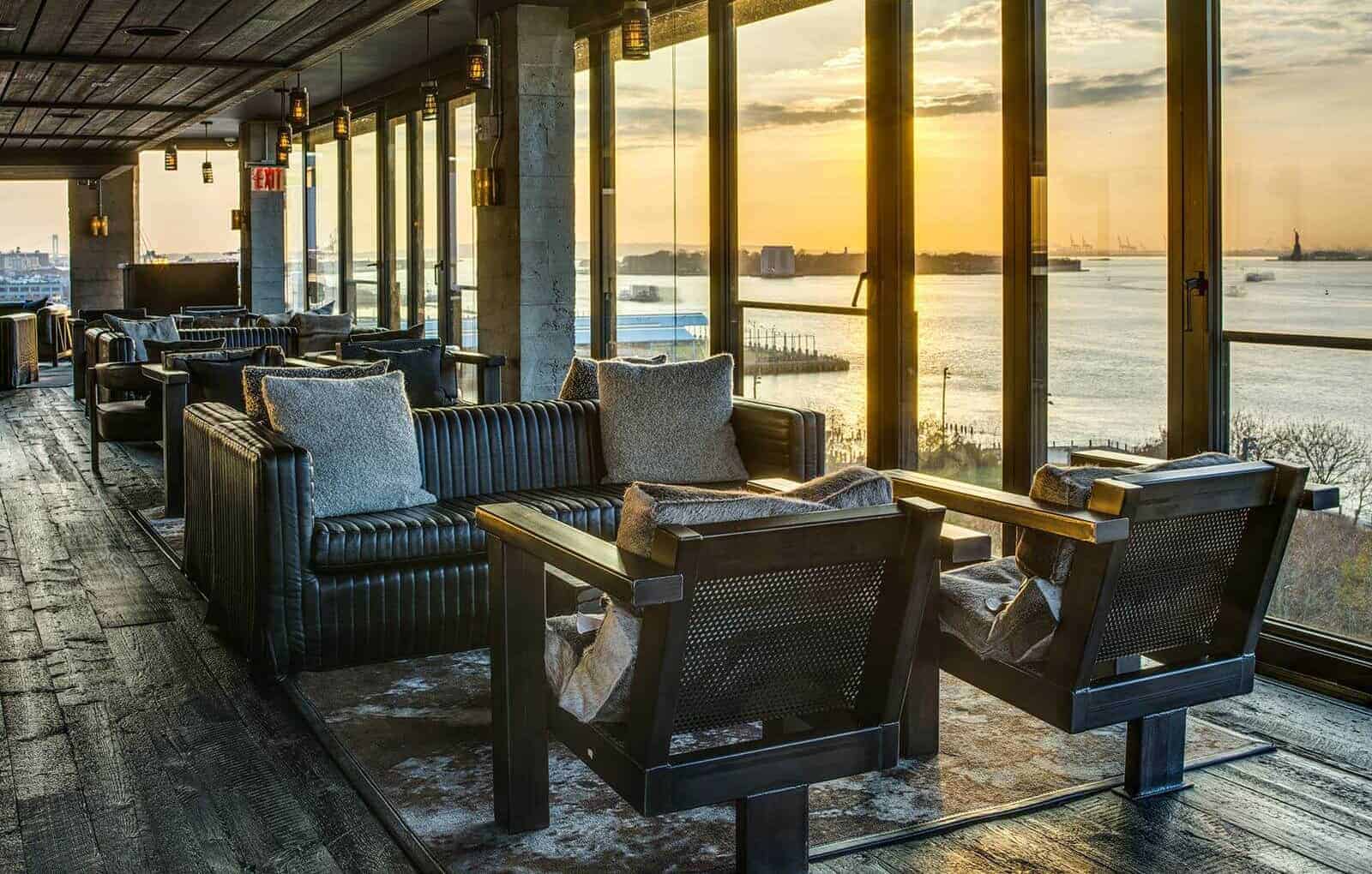harriets rooftop and lounge