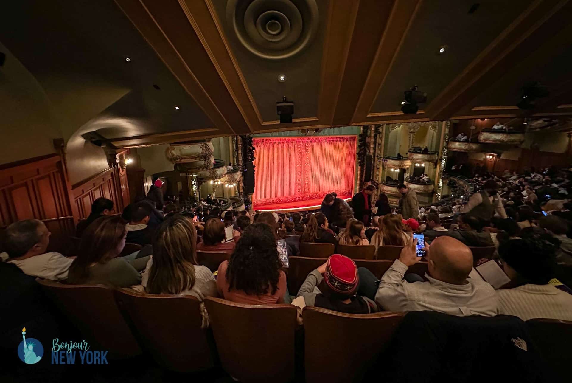 vue mezzanine aladdin