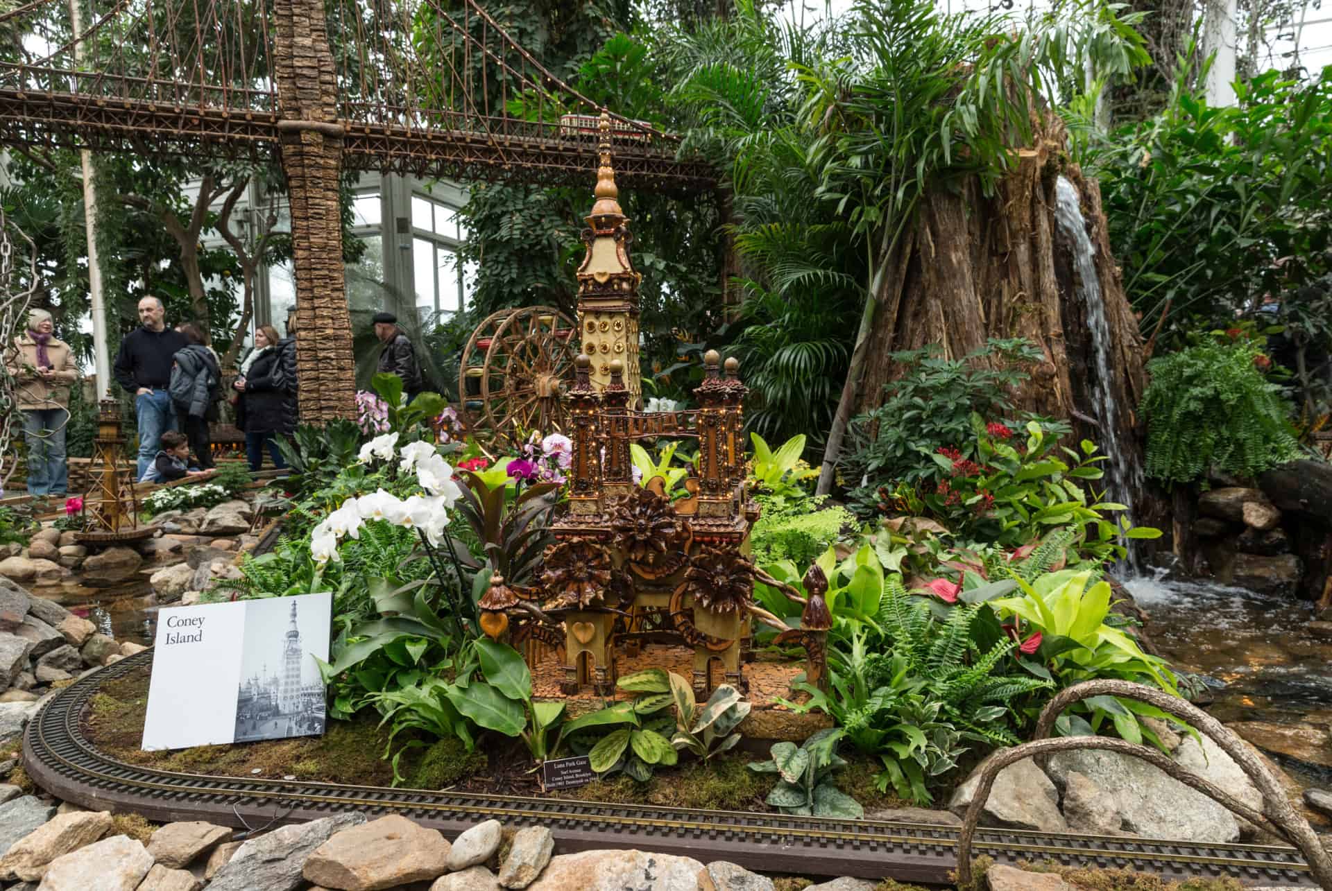 holiday train show jardin botanique new york