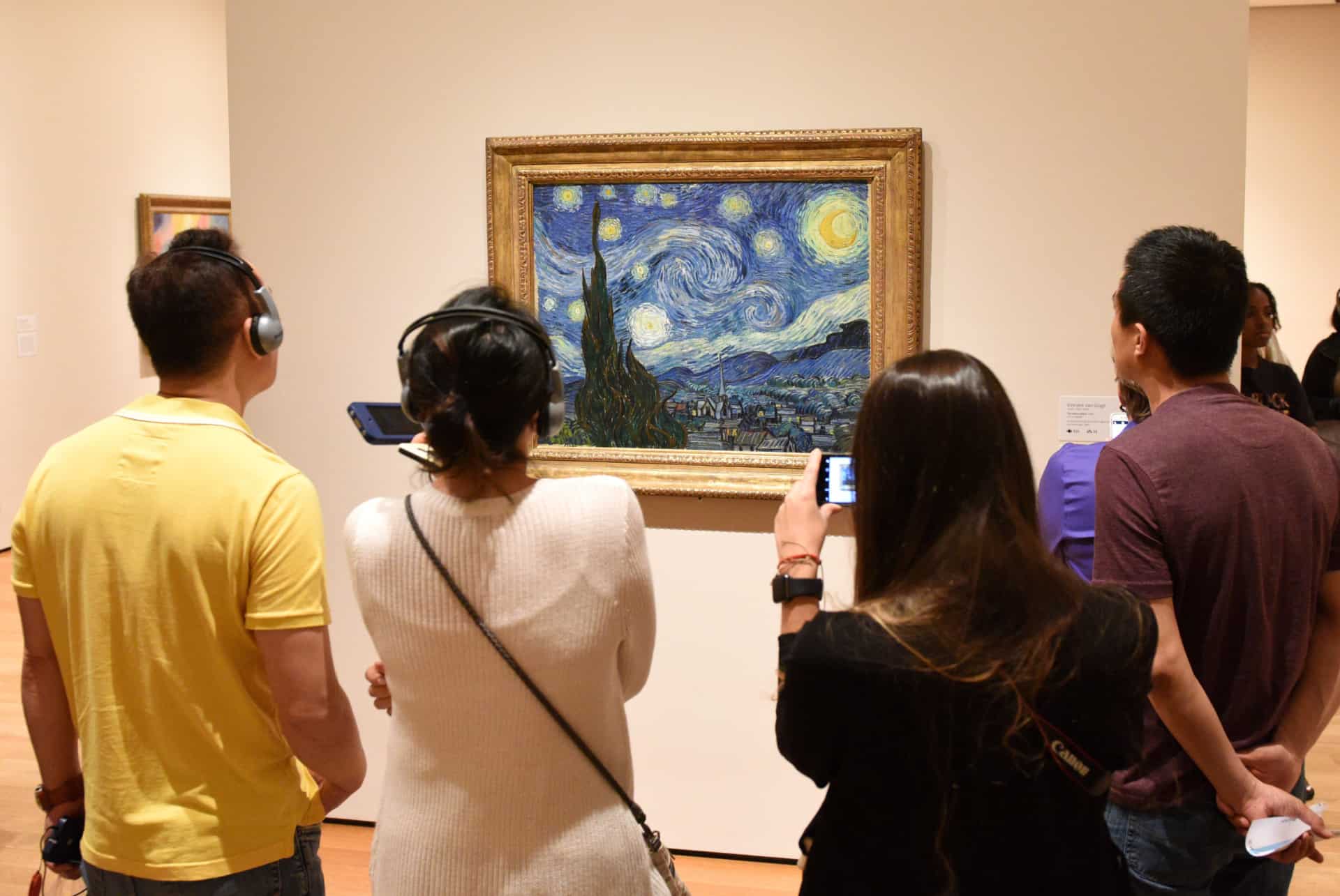 nuit etoilee moma