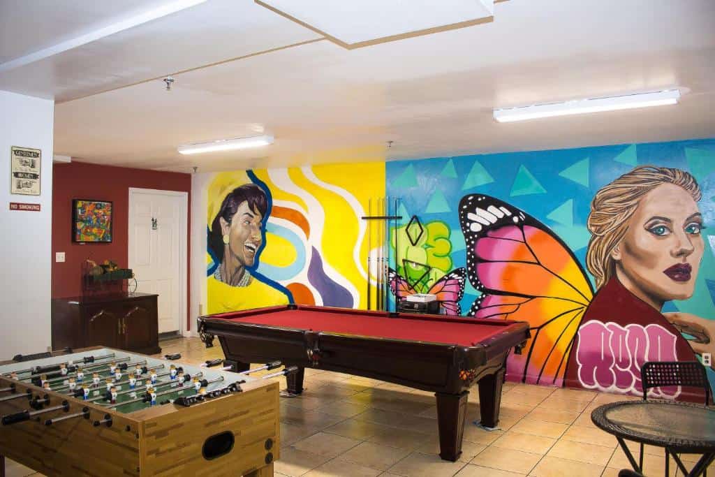 ny moore hostel