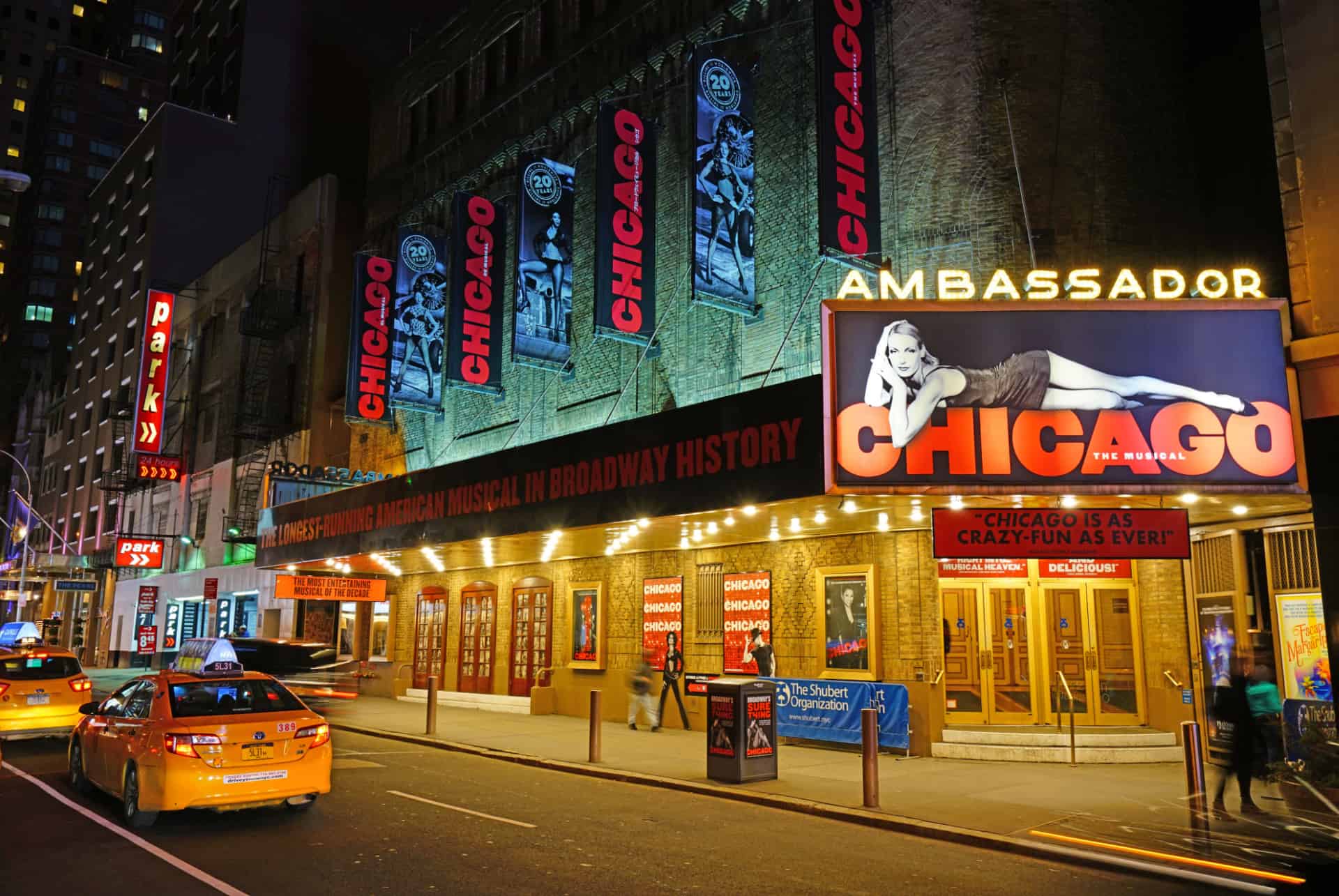 chicago comedies musicales broadway