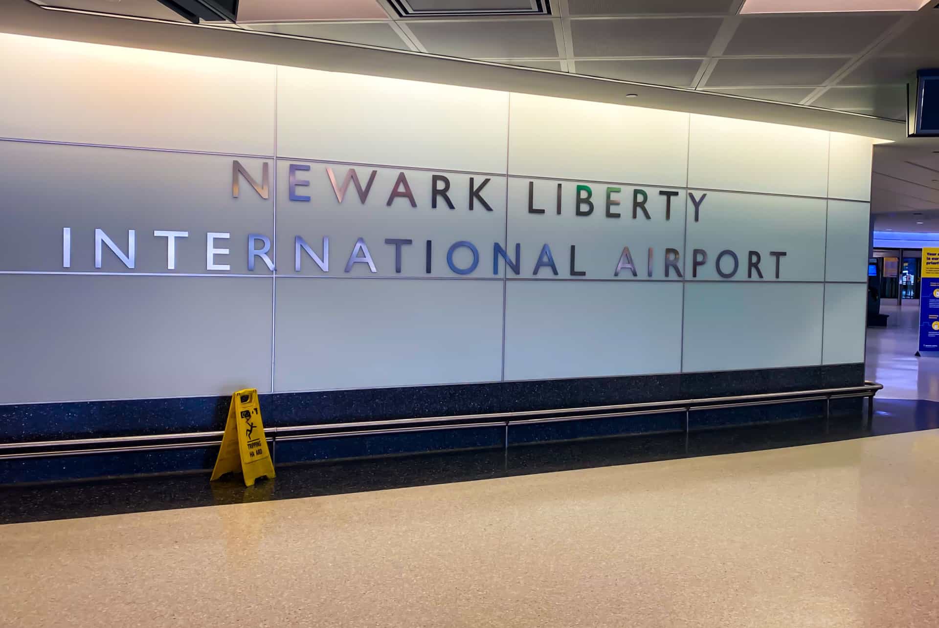 aeroport newark nom