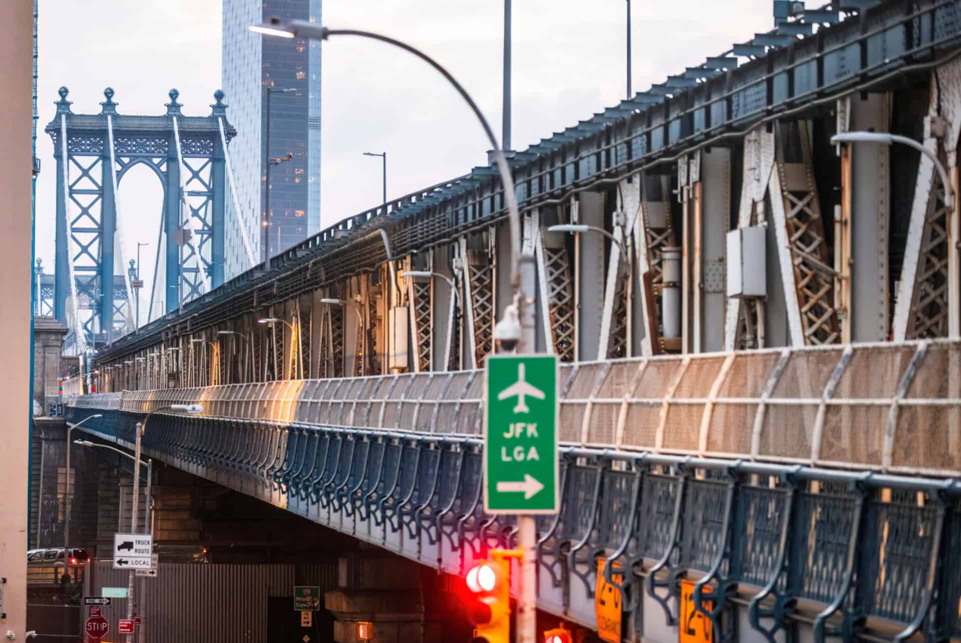 traverser le pont de manhattan