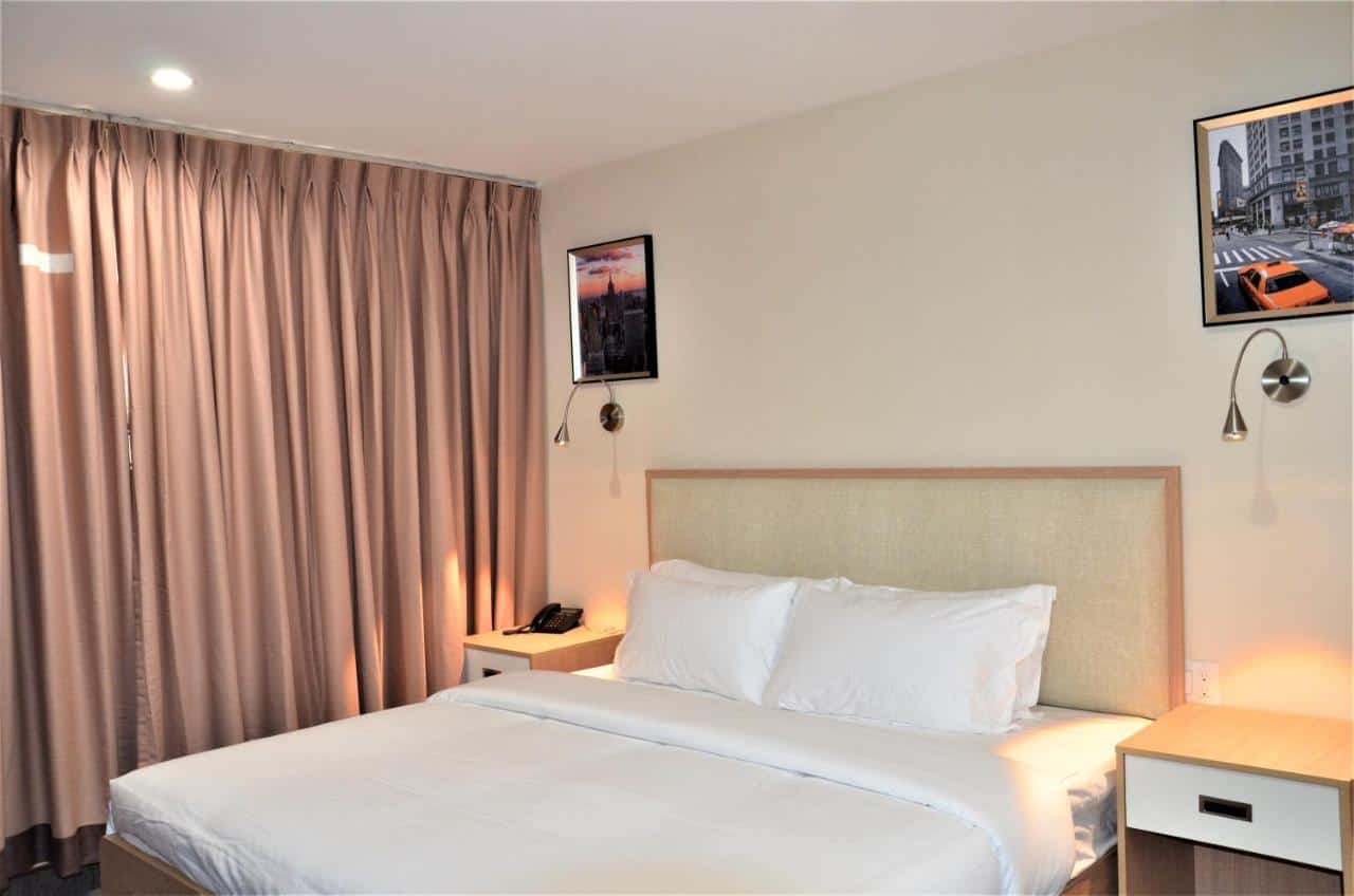 lic plaza hotel chambre