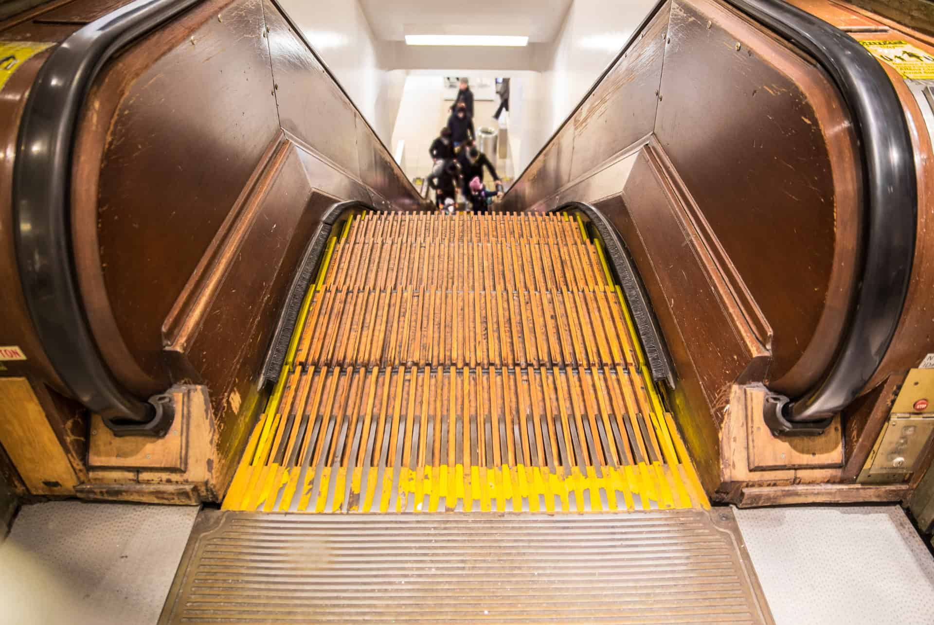 escalator en bois macys new york
