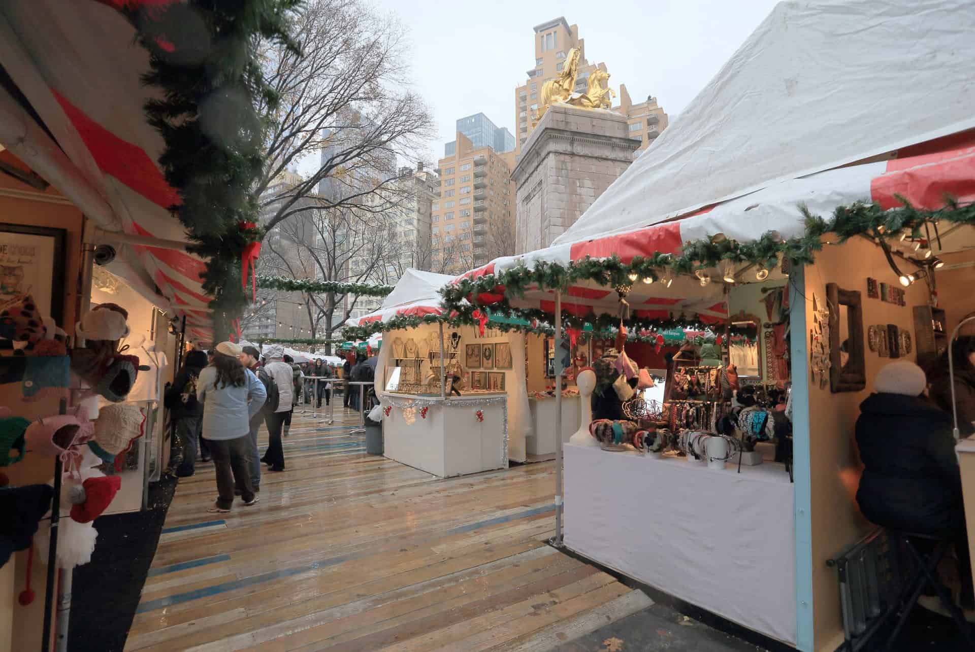 marche de noel new york columbus circle