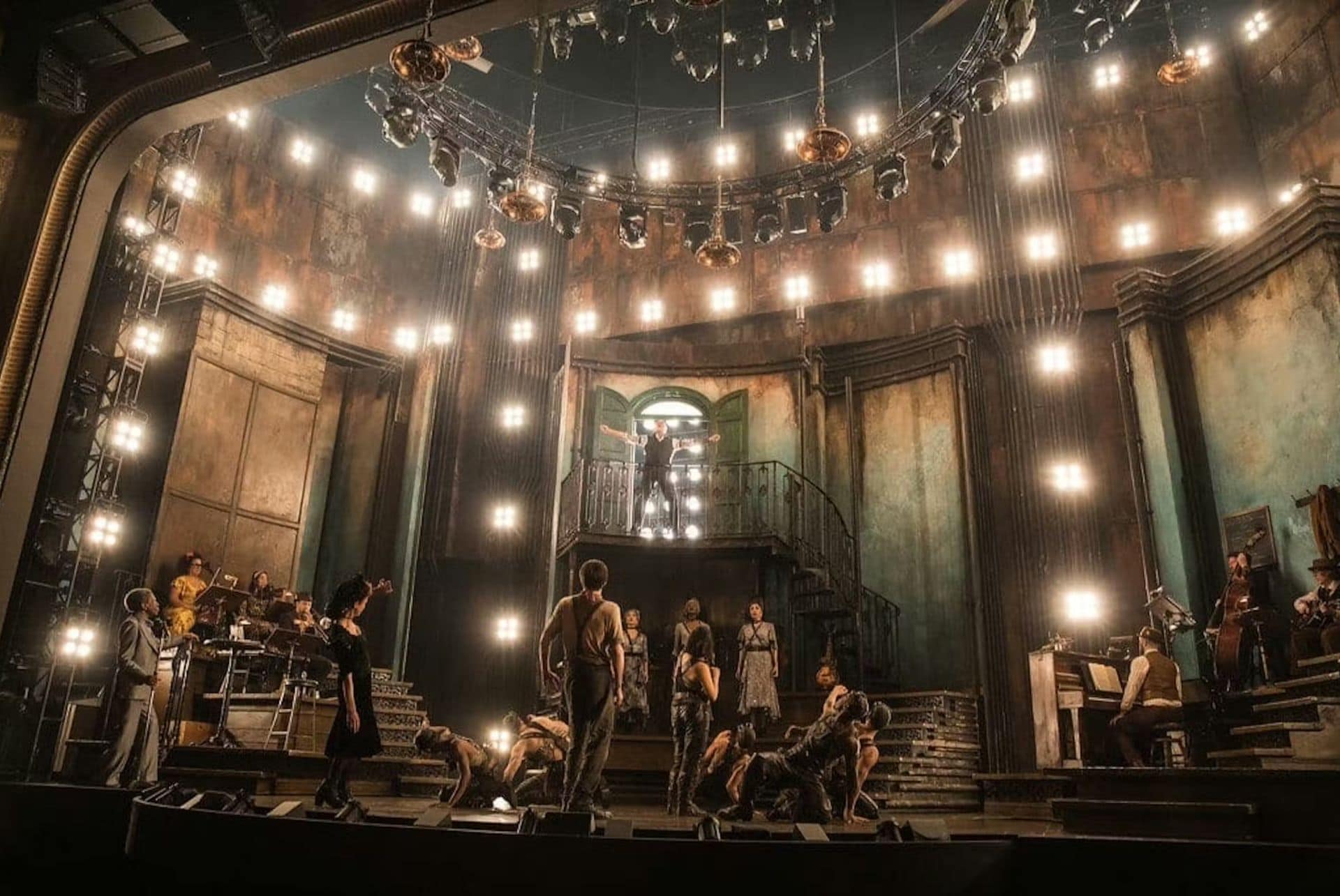 hadestown les comedies musicales a broadway hadestown les comedies musicales a broadway