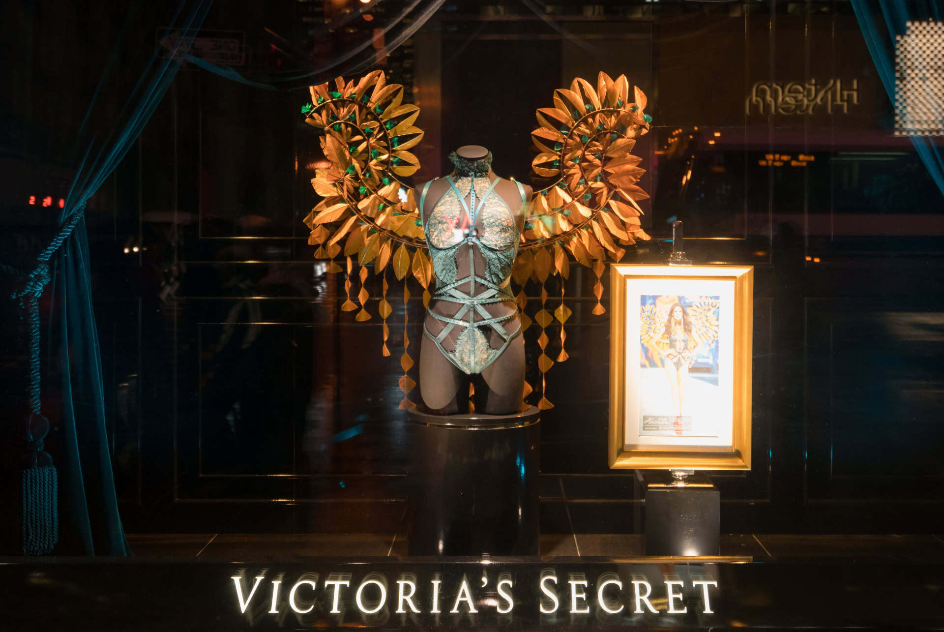 victoria secret victoria secret